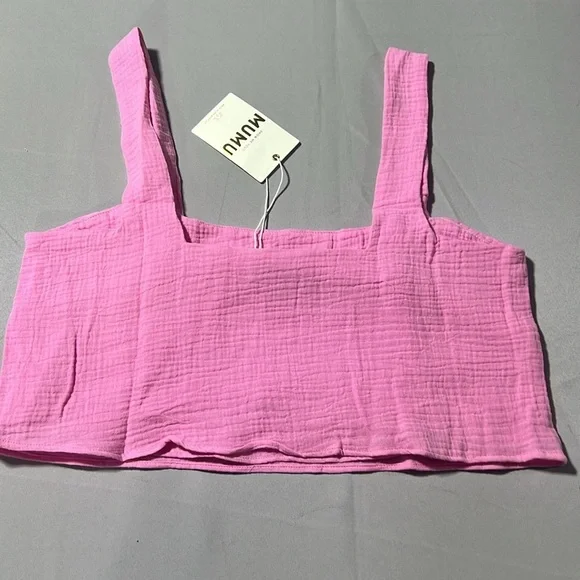 Show me your MuMu crop tank - Picture 2 of 6